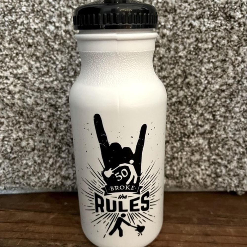 𝅺20 ounce Plastic Rock Star Water Bottles